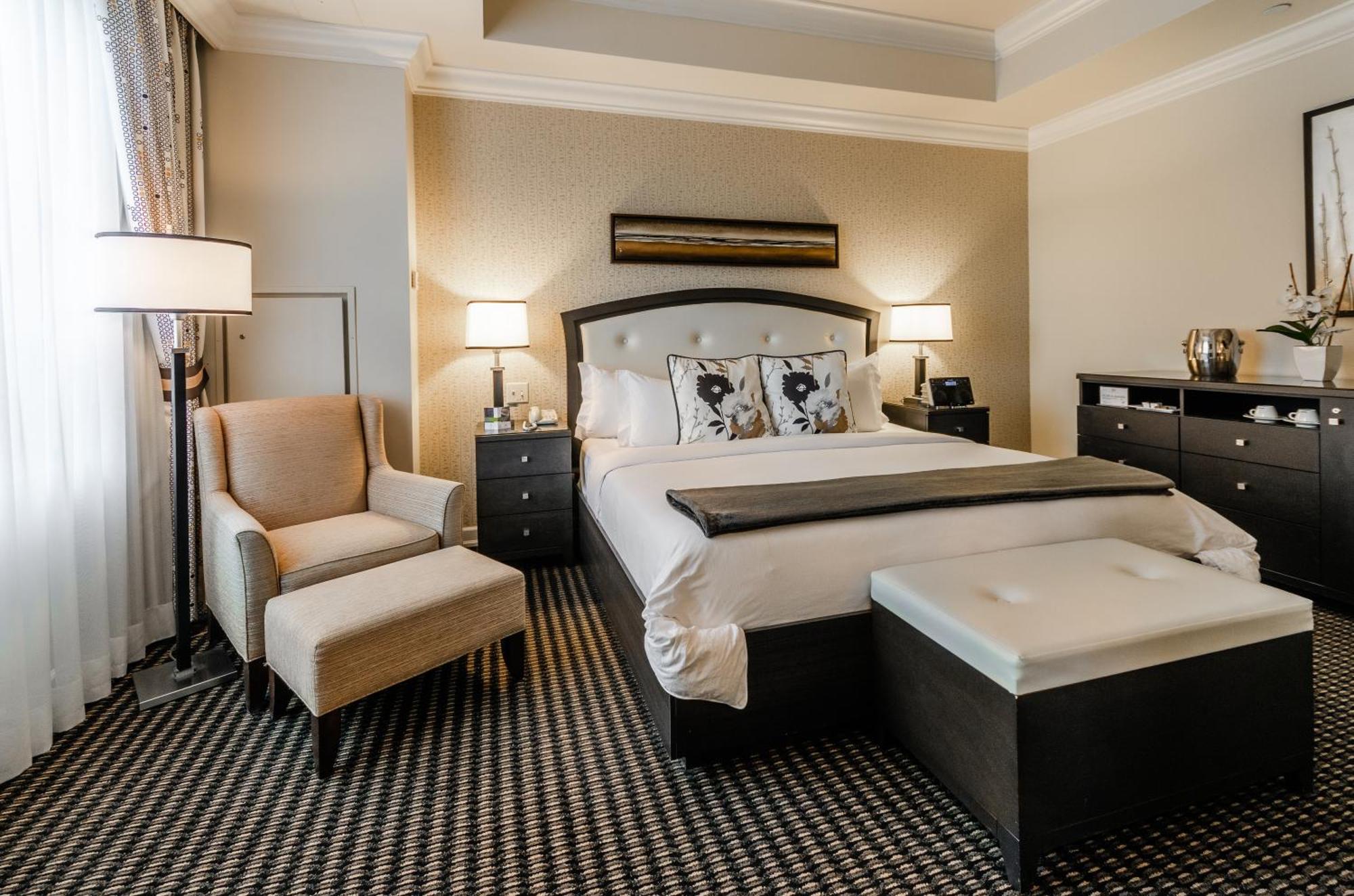 Le St-Martin Hotel Centre-Ville - Hotel Particulier Монреал Екстериор снимка