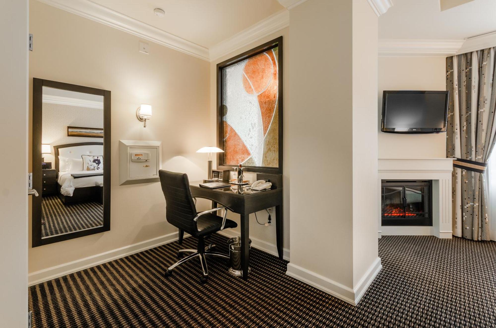 Le St-Martin Hotel Centre-Ville - Hotel Particulier Монреал Екстериор снимка